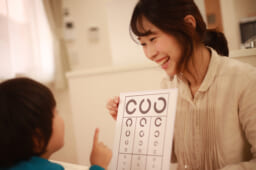 枚方市で眼科の評判を比較｜学校健診の結果を持っていくべき場所